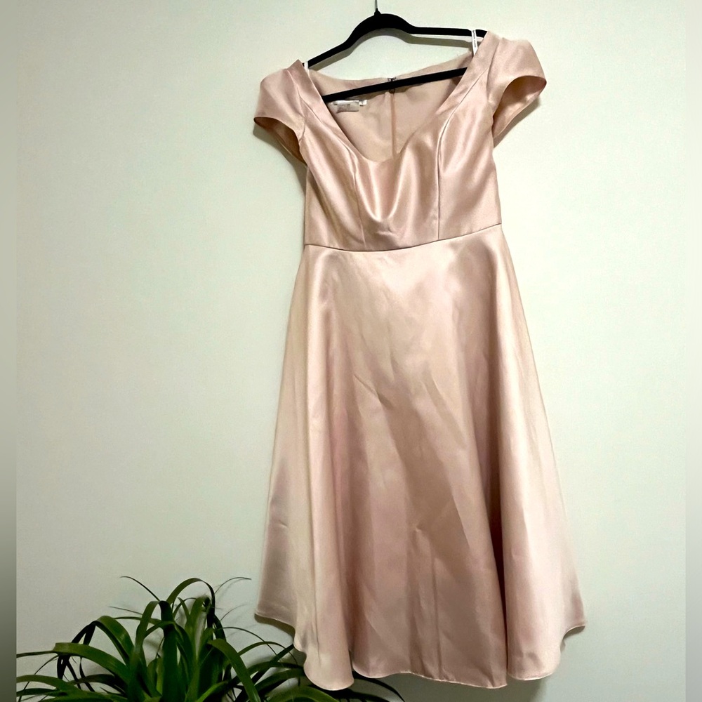 Alfred sung bridesmaid/cockatil midi dress with cap sleeves